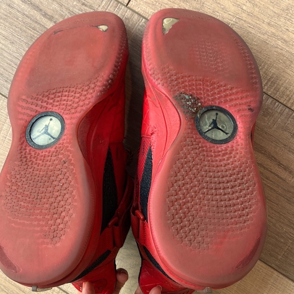 Air Jordan basketball shoes for men - Picture 5 of 7